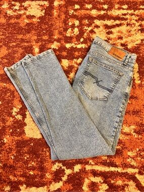 Element Light Acid Wash Blue Jeans